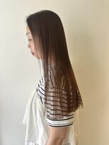 ヘアースタジオ ゼン カロン(Hair studio Zen kalon) グレーヘアー/白髪ぼかしカラー/地毛風ストレート/30代40代