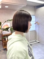 ヘルツ(Hz)&nbsp;髪質改善ストレート/切りっぱなしボブ