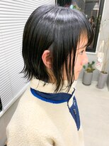 テトヘアー(teto hair)&nbsp;外ハネボブ、スリークボブ、ネイビーブルー、前下がり