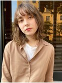 イメチェン小顔前髪ウェーブ外ハネボブ大人可愛いベージュ系