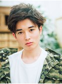 カジュアルな無造作メンズショートスタイル
