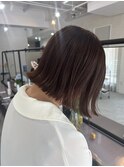 切りっぱなしミディアムボブ