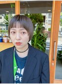 アッシュベージュマッシュショート