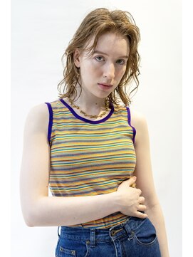 エニイ(ANY) 【wataru】ベージュ×ウェーブスタイル