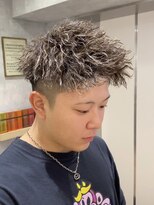 レイズ ルーツ 名古屋 名駅店(RAYS ROOTS)&nbsp;短髪ツイストスパイラルジェットモヒカンショートパーマ名古屋
