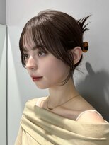 イメチェン美髪外ハネボブホワイトブロンド