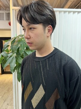 アイヴィー 池袋(IVY) 池袋センターパート毛流れパーマ◎[池袋メンズ美容室］