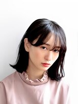 楓の森&nbsp;ツヤ感のある外ハネスタイル