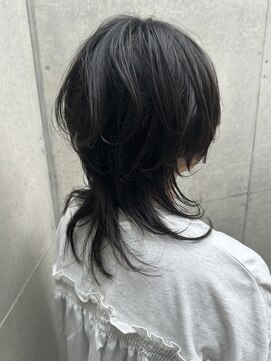 ザ ニア(THE Nia) ウルフ