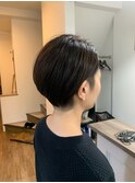 ダークブラウン×刈り上げショートボブ