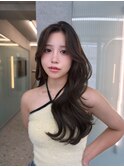 市野瀬裕奈/博多韓国ヘア/センター分け/レイヤーカット/暗め