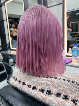 リリック(LYLICK) ピンクカラー