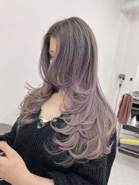 エゴ 池袋(EGO) 海外バタフライカットグラデーション