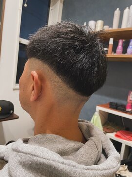 オリ(oli.) メンズカット