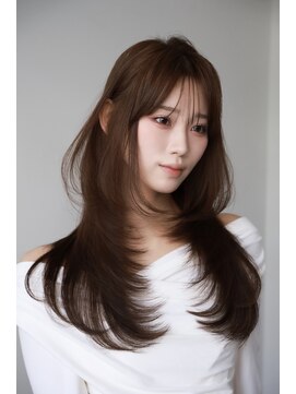 コア プラス 立川(COA PLUS) 韓国風レイヤーカット×ハッシュカット×前髪顔周りカット