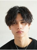 緩めニュアンスパーマフェザーパーマメンズセンターパートウルフ