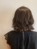 トモニ(tomoni.)&nbsp;コテ巻き風パーマ