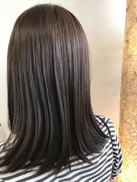 ヘアーアンドメイク シェリ(Hair&Make Cherie) ナチュラルストレート