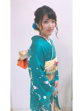 ヘアーサロン シバノ(Hair Salon SHIBANO) 編み込みアップスタイル