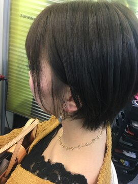 カットツー(Cut2) ショートボブスタイル