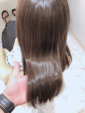 ロンド ルージュ 銀座店(Lond rouge) オリーブベージュ　透明感カラー