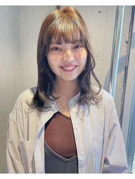 エンシー(ENCI) カーキグレージュ/顔周りレイヤーカット