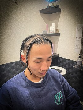 hair salon 華化 コーンロウ