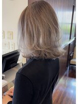 ダアッカ(da acca)&nbsp;バレイヤージュグラデーションシルバーホワイト