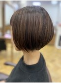 ショートボブ
