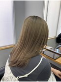 ハイトーンベージュ/ダブルカラー
