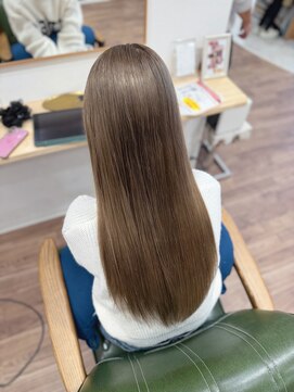 オリオリビューティーサロン(Oli-Oli beauty salon) ミルクティーグレージュ