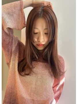 トリッカ シブヤ(TRICCA SHIBUYA) 韓国風ロング／顔まわりレイヤー／艶ストレート