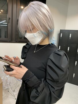 ペレ 原宿(PELE) ダブルカラー/ケアブリーチ/羽エクステ/原宿