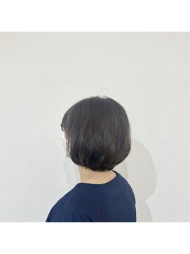 サンクチュアリ ウィズエデン 京橋店(Sanctuary with eden) ふんわりボブスタイル
