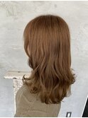 キャラメルベージュ