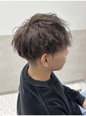 ベージュカラー×ツイストパーマ