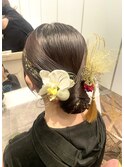 卒業式ヘアアレンジ　水引き　金箔　タイトアレンジ
