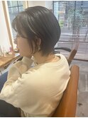 耳かけショートスタイル