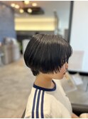 ショートボブ