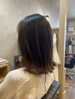ヘア チョコレート (Hair Chocolate) 肩ではねる長めのボブ