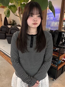 ウィム(wim) アイロンで簡単にスタイリング可能 "ザクザクレイヤー"