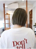 切りっぱなしボブ/ミニボブ/丸くないボブ/ヘーゼルベージュ