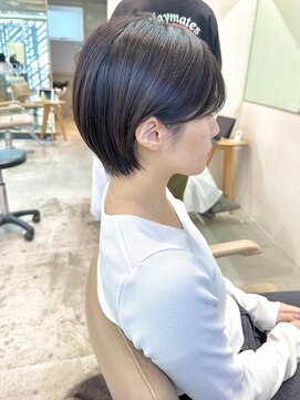 ミィ 浦和(mee) 透明感カラー ボブ 前髪 ショート カラー ブリーチ&ダブルカラー