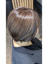 エーメイド(A made)&nbsp;ショート×明るい白髪染め