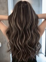 ハーシーバイアポロ 相模大野(HERSHE by apollo) xバレイヤージュ/ホワイトグレージュ/レイヤーカット