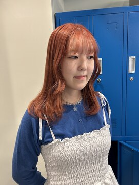 柔らかオレンジベージュカラー