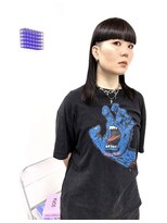 イラカ(elaka)&nbsp;ワイドバング×刈り上げ×ミディアムウルフ