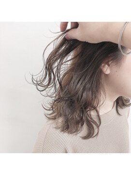 ガーランドウメダ(Garland umeda) リラックスウェーブ＿ミディアム＿000805