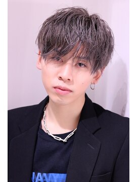 ネイビー(NAVY) シルバーカラー メンズ マッシュ ブリーチ アッシュグレー