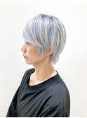 ハイブリーチで白髪を目立たなくしたカッコイイショートヘアー